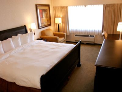 Hotel Western Cotton Tree Sandy